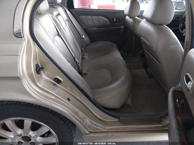 46107755 :رقم المزاد ، KMHWF35H14A015725 vin ، 2004 Hyundai Sonata Gls/lx مزاد بيع