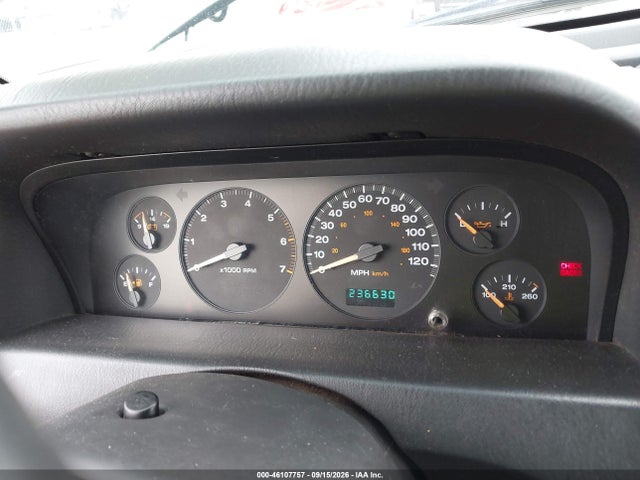 Aukcja sprzedaży 2004 Jeep Grand Cherokee Laredo, vin: 1J4GX48S54C215315, numer aukcji: 46107757