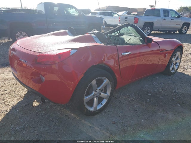 46107835 :رقم المزاد ، 1G2MB35B47Y137210 vin ، 2007 Pontiac Solstice مزاد بيع