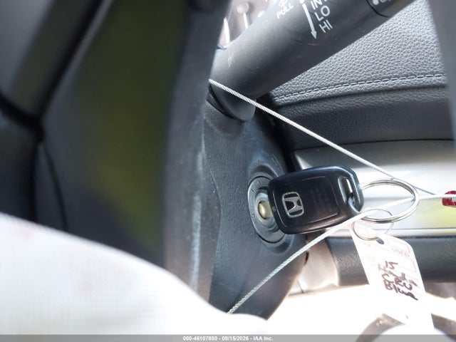 46107880 :رقم المزاد ، 3CZRM3H33FG709869 vin ، 2015 Honda Cr-v Lx مزاد بيع