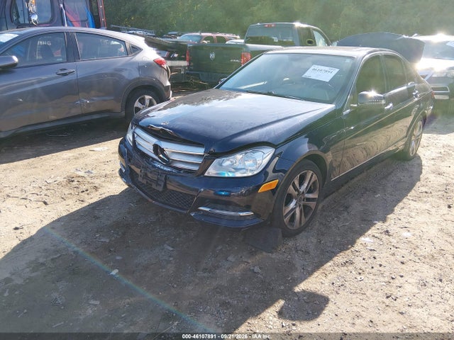Aukcja sprzedaży 2013 Mercedes-benz C 300 Luxury 4matic, vin: WDDGF8AB4DR274014, numer aukcji: 46107891