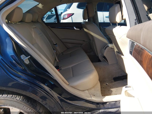 Aukcja sprzedaży 2013 Mercedes-benz C 300 Luxury 4matic, vin: WDDGF8AB4DR274014, numer aukcji: 46107891