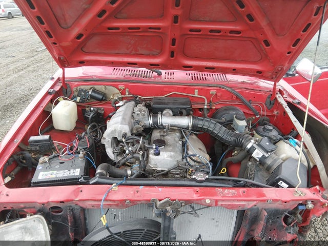 46107917 :رقم المزاد ، JM2UF6148N0290463 vin ، 1992 Mazda B2600 Cab Plus مزاد بيع