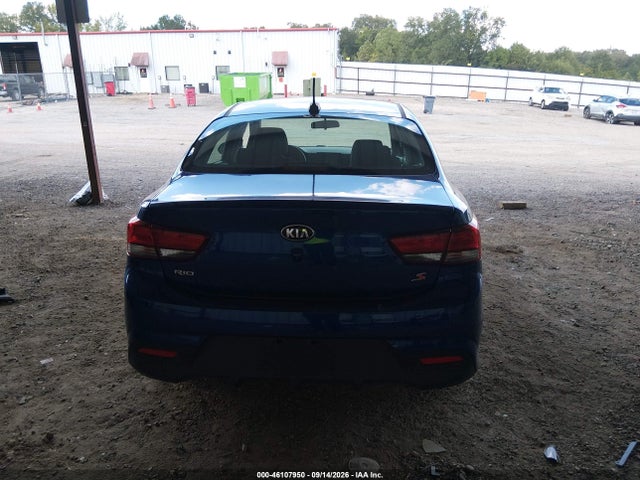 2020 Kia Rio S მანქანა იყიდება აუქციონზე, vin: 3KPA24AD8LE263162, აუქციონის ნომერი: 46107950