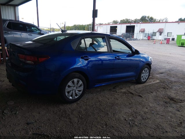 2020 Kia Rio S მანქანა იყიდება აუქციონზე, vin: 3KPA24AD8LE263162, აუქციონის ნომერი: 46107950