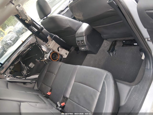 Продаж на аукціоні авто 2018 Subaru Outback 2.5i Limited, vin: 4S4BSANC6J3343077, номер лоту: 46107964