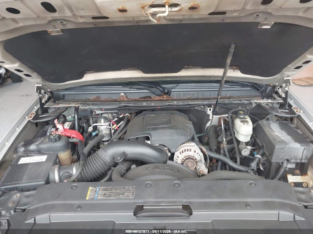 46107971 :رقم المزاد ، 3GNGK26KX8G189655 vin ، 2008 Chevrolet Suburban 2500 Lt مزاد بيع