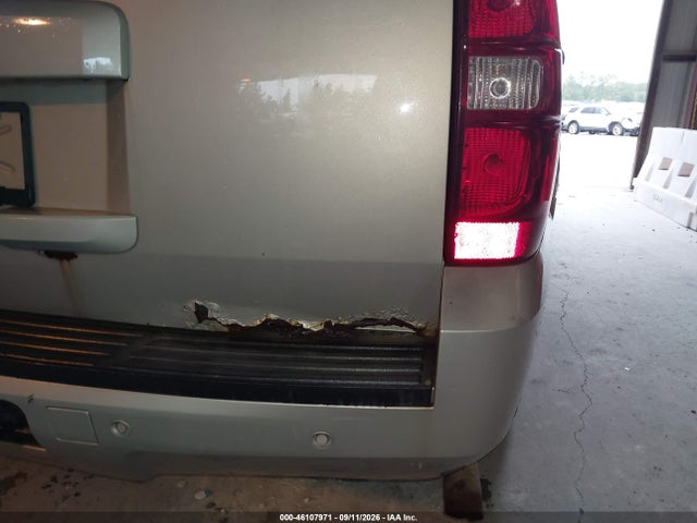 46107971 :رقم المزاد ، 3GNGK26KX8G189655 vin ، 2008 Chevrolet Suburban 2500 Lt مزاد بيع