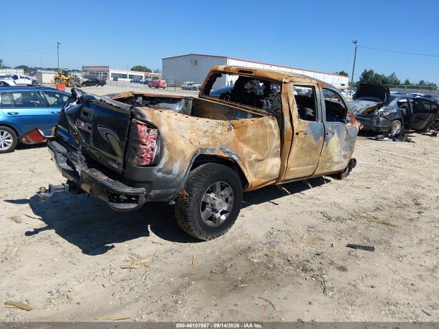 Продажа на аукционе авто 2015 Gmc Sierra 2500hd Slt, vin: 1GT22ZEG9FZ531277, номер лота: 46107987