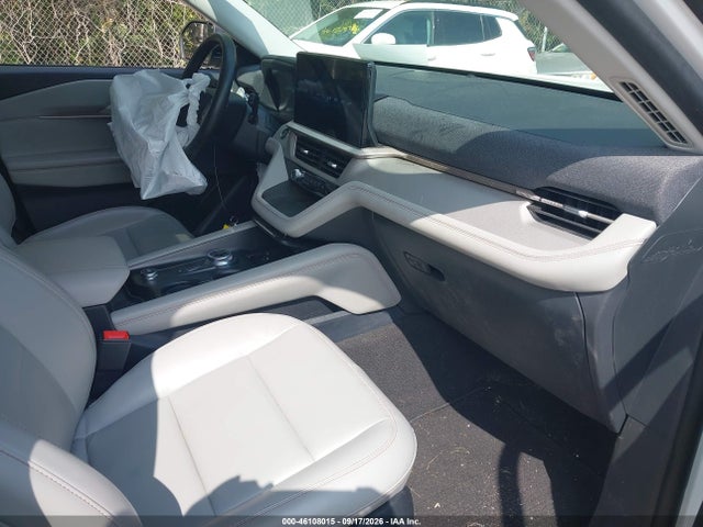 Продажа на аукционе авто 2025 Ford Explorer Active, vin: 1FMUK8DH8SGA97271, номер лота: 46108015