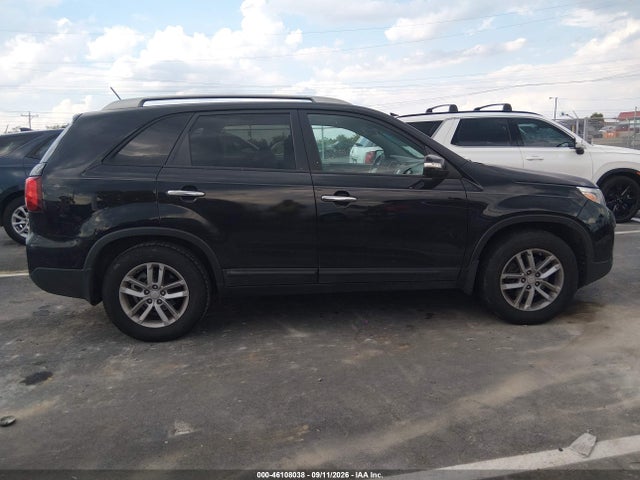 46108038 :رقم المزاد ، 5XYKT3A66FG615594 vin ، 2015 Kia Sorento Lx مزاد بيع