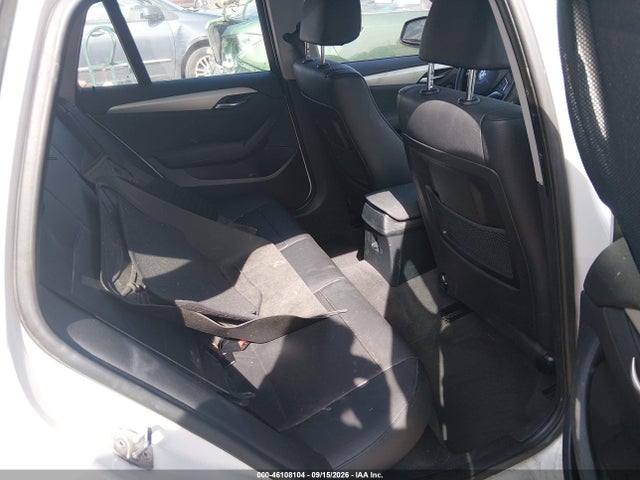 2015 Bmw X1 Xdrive28i მანქანა იყიდება აუქციონზე, vin: WBAVL1C53FVY28336, აუქციონის ნომერი: 46108104