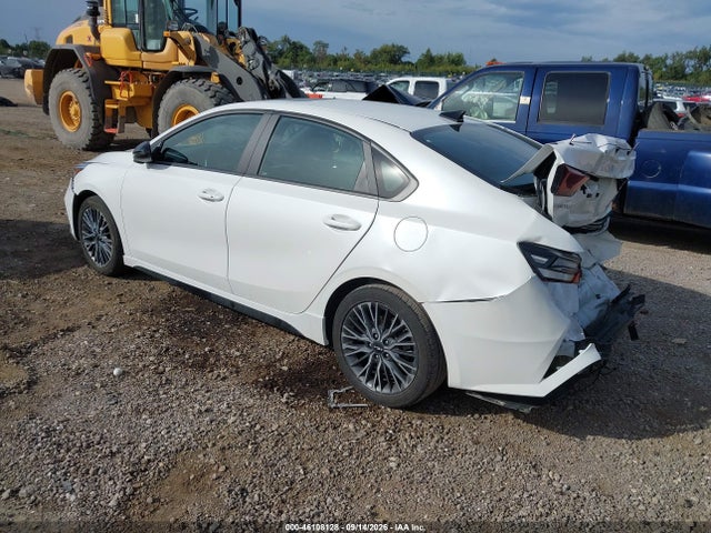 Продажа на аукционе авто 2023 Kia Forte Gt-line, vin: 3KPF54AD6PE670321, номер лота: 46108128