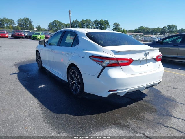 Продаж на аукціоні авто 2018 Toyota Camry Se, vin: 4T1B11HKXJU561894, номер лоту: 46108145