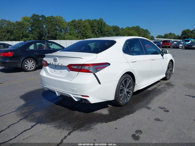 Продаж на аукціоні авто 2018 Toyota Camry Se, vin: 4T1B11HKXJU561894, номер лоту: 46108145