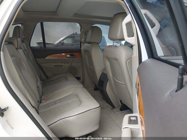 2LMDJ6JK6EBL11648 Lincoln MKX