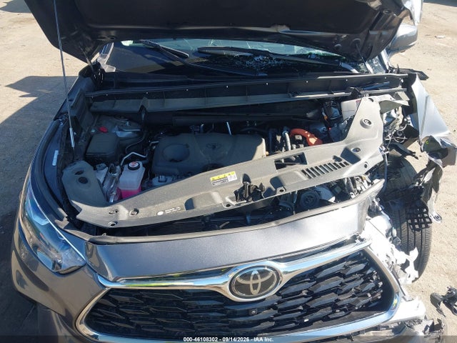 Продаж на аукціоні авто 2025 Toyota Highlander Hybrid Platinum, vin: 5TDEBRCH4SS657079, номер лоту: 46108302