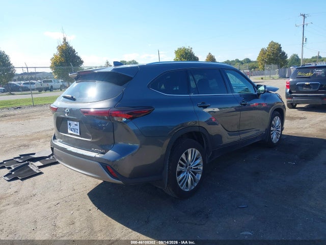 Продаж на аукціоні авто 2025 Toyota Highlander Hybrid Platinum, vin: 5TDEBRCH4SS657079, номер лоту: 46108302