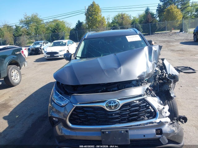Продаж на аукціоні авто 2025 Toyota Highlander Hybrid Platinum, vin: 5TDEBRCH4SS657079, номер лоту: 46108302