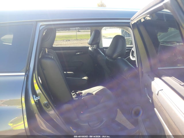 Продаж на аукціоні авто 2025 Toyota Highlander Hybrid Platinum, vin: 5TDEBRCH4SS657079, номер лоту: 46108302