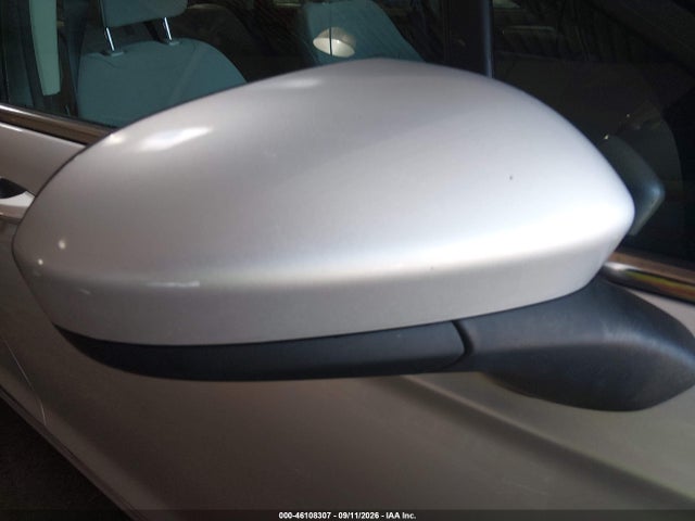 Продажа на аукционе авто 2018 Ford Fusion Hybrid S, vin: 3FA6P0UU8JR279059, номер лота: 46108307