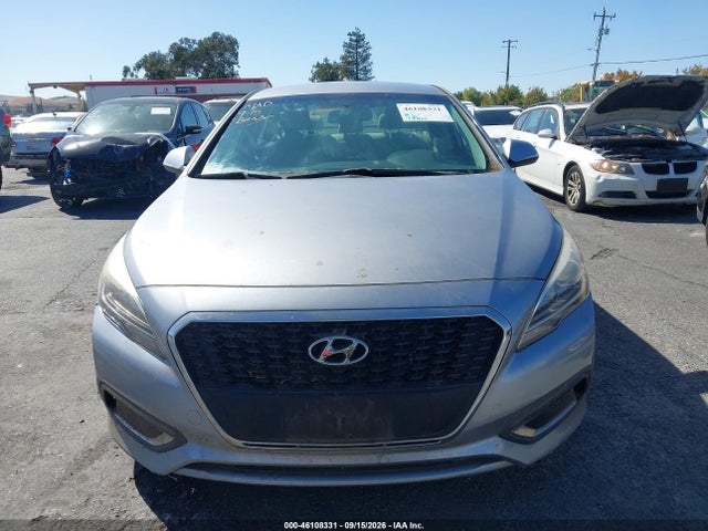 Продажа на аукционе авто 2016 Hyundai Sonata Hybrid Se, vin: KMHE24L16GA013234, номер лота: 46108331