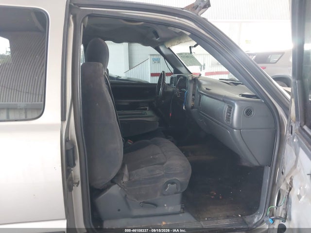 Продаж на аукціоні авто 2001 Chevrolet Silverado 1500 Ls, vin: 2GCEC19V311285350, номер лоту: 46108337