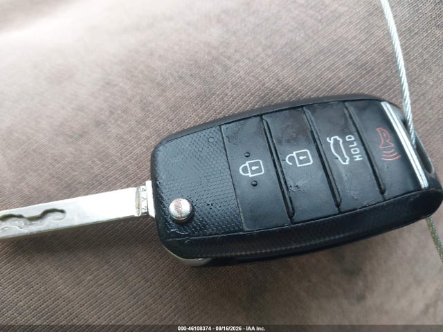Продажа на аукционе авто 2016 Kia Optima Lx, vin: 5XXGT4L31GG026974, номер лота: 46108374