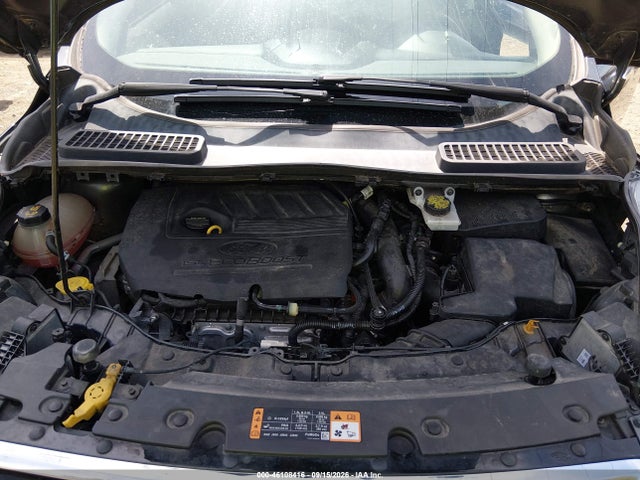 46108416 :رقم المزاد ، 1FMCU0GD8HUC31013 vin ، 2017 Ford Escape Se مزاد بيع