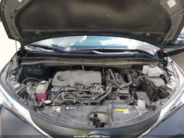 5TDYRKEC9MS014635 Toyota SIENNA XLE
