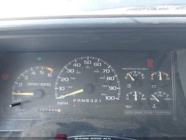 46108489 :رقم المزاد ، 1GNEK13R8TJ326215 vin ، 1996 Chevrolet Tahoe K1500 مزاد بيع