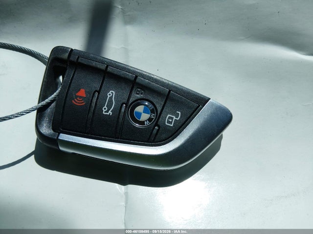 2025 Bmw 3 Series 330i Xdrive მანქანა იყიდება აუქციონზე, vin: 3MW89CW06S8E95781, აუქციონის ნომერი: 46108495
