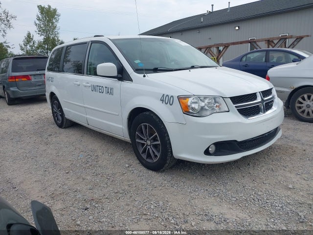 Auction sale of the 2017 Dodge Grand Caravan Sxt, vin: 2C4RDGCG5HR800100, lot number: 46108577