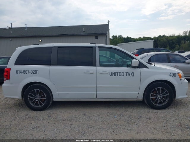 46108577 :رقم المزاد ، 2C4RDGCG5HR800100 vin ، 2017 Dodge Grand Caravan Sxt مزاد بيع