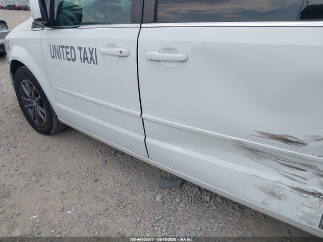 46108577 :رقم المزاد ، 2C4RDGCG5HR800100 vin ، 2017 Dodge Grand Caravan Sxt مزاد بيع