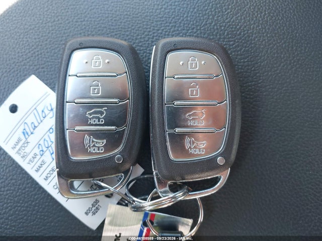 KMHC75LD0KU165851 Hyundai Ioniq Plug-in Hybrid Limited