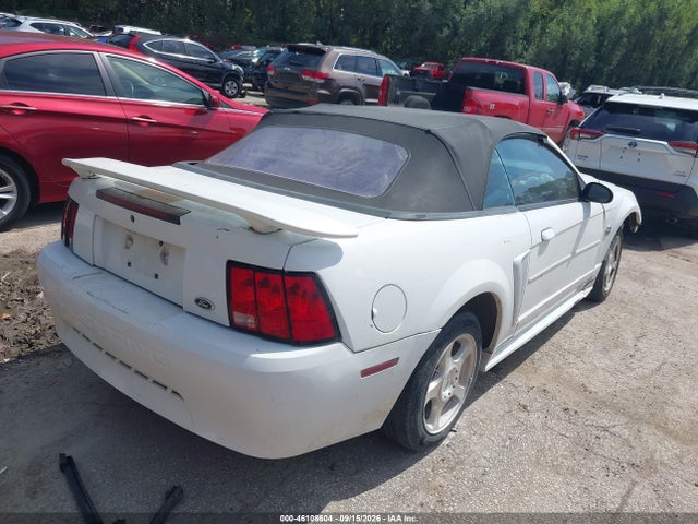 2004 Ford Mustang მანქანა იყიდება აუქციონზე, vin: 1FAFP44684F134002, აუქციონის ნომერი: 46108604