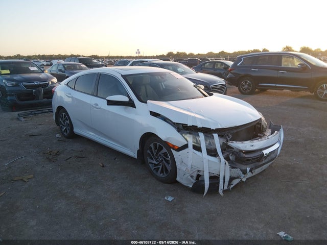 46108722 :رقم المزاد ، 19XFC2F7XJE017690 vin ، 2018 Honda Civic Ex مزاد بيع