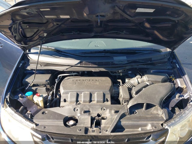 46108750 :رقم المزاد ، 5FNRL5H61FB013371 vin ، 2015 Honda Odyssey Ex-l مزاد بيع
