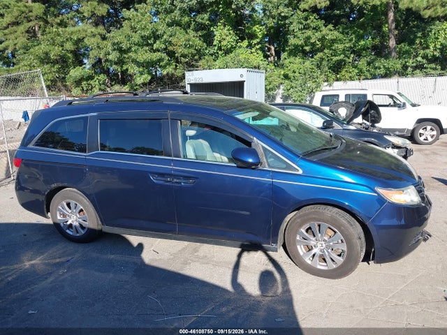46108750 :رقم المزاد ، 5FNRL5H61FB013371 vin ، 2015 Honda Odyssey Ex-l مزاد بيع
