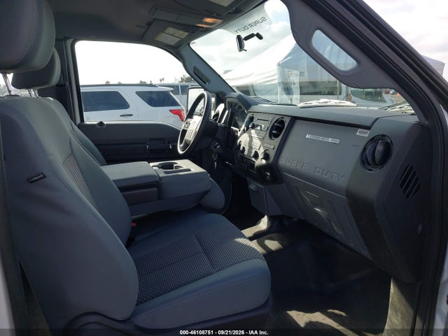 46108751 :رقم المزاد ، 1FT7X2B68GEC75796 vin ، 2016 Ford F-250 Xl مزاد بيع