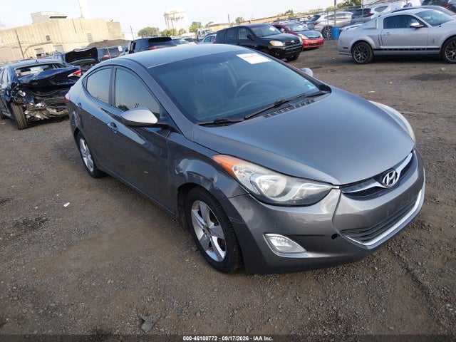 46108772 :رقم المزاد ، 5NPDH4AE7DH442374 vin ، 2013 Hyundai Elantra Gls مزاد بيع