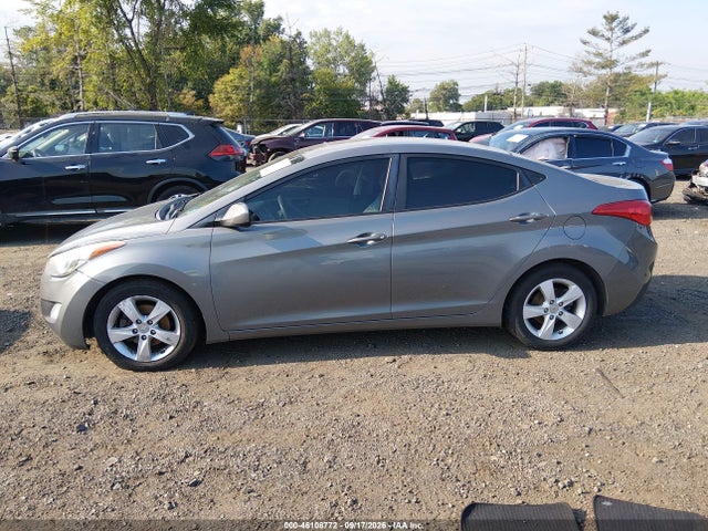 46108772 :رقم المزاد ، 5NPDH4AE7DH442374 vin ، 2013 Hyundai Elantra Gls مزاد بيع