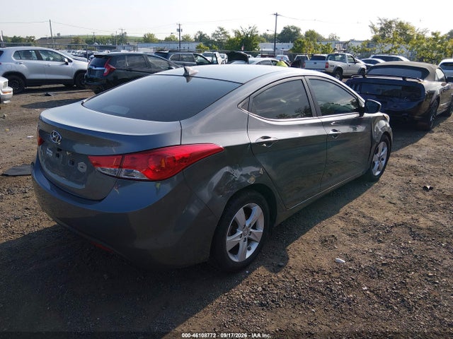 46108772 :رقم المزاد ، 5NPDH4AE7DH442374 vin ، 2013 Hyundai Elantra Gls مزاد بيع