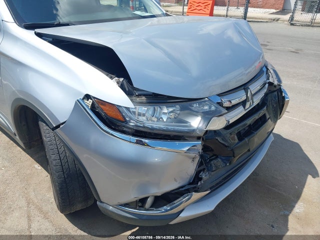 2017 Mitsubishi Outlander Se მანქანა იყიდება აუქციონზე, vin: JA4AD3A35HZ022466, აუქციონის ნომერი: 46108786