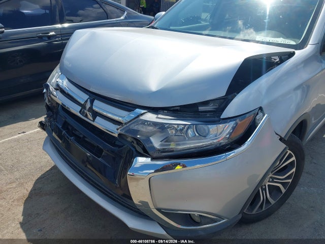 2017 Mitsubishi Outlander Se მანქანა იყიდება აუქციონზე, vin: JA4AD3A35HZ022466, აუქციონის ნომერი: 46108786