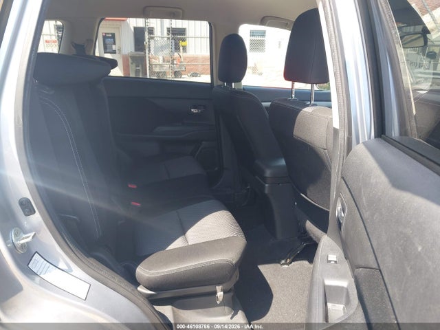 2017 Mitsubishi Outlander Se მანქანა იყიდება აუქციონზე, vin: JA4AD3A35HZ022466, აუქციონის ნომერი: 46108786