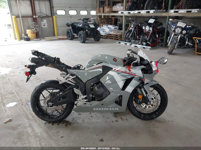46108800 :رقم المزاد ، JH2PC40H6TK301973 vin ، 2026 Honda Cbr600 Rr مزاد بيع