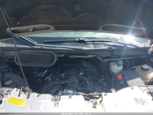 46108808 :رقم المزاد ، 1FBZX2CG0FKA95345 vin ، 2015 Ford Transit-350 Xlt مزاد بيع