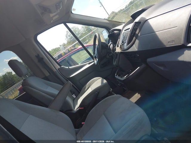 46108808 :رقم المزاد ، 1FBZX2CG0FKA95345 vin ، 2015 Ford Transit-350 Xlt مزاد بيع